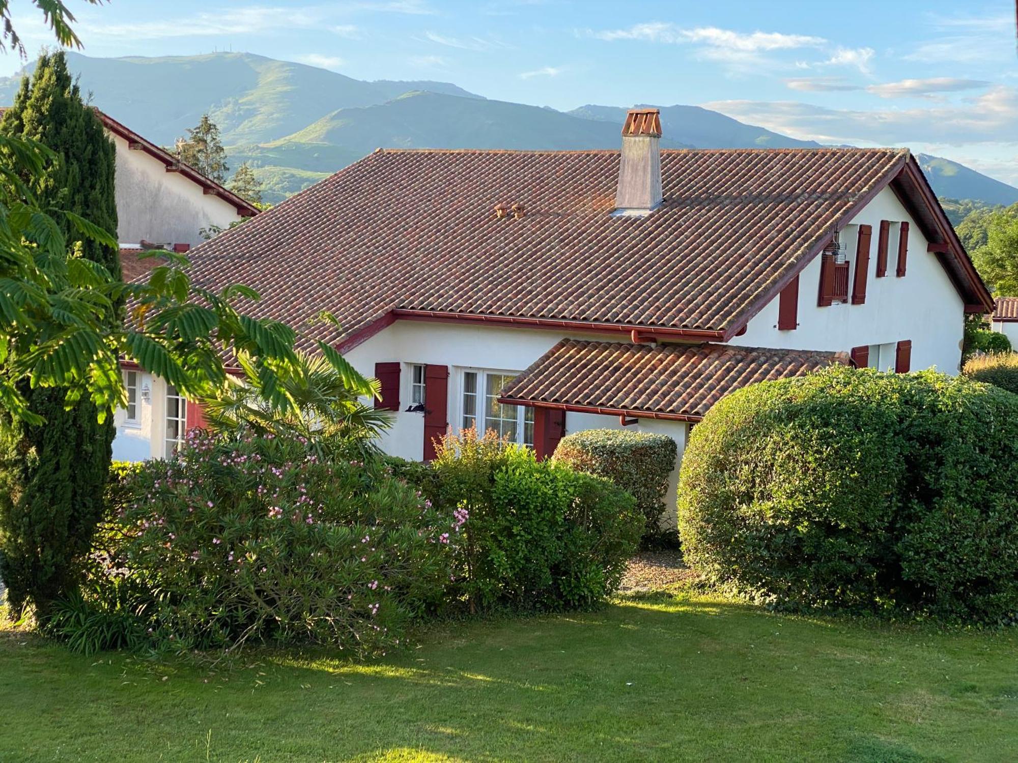Baskoparadis I Eco-Gites I Calme I Vue I Anes I Jardin I Montagne I Nature Louhossoa 客房 照片